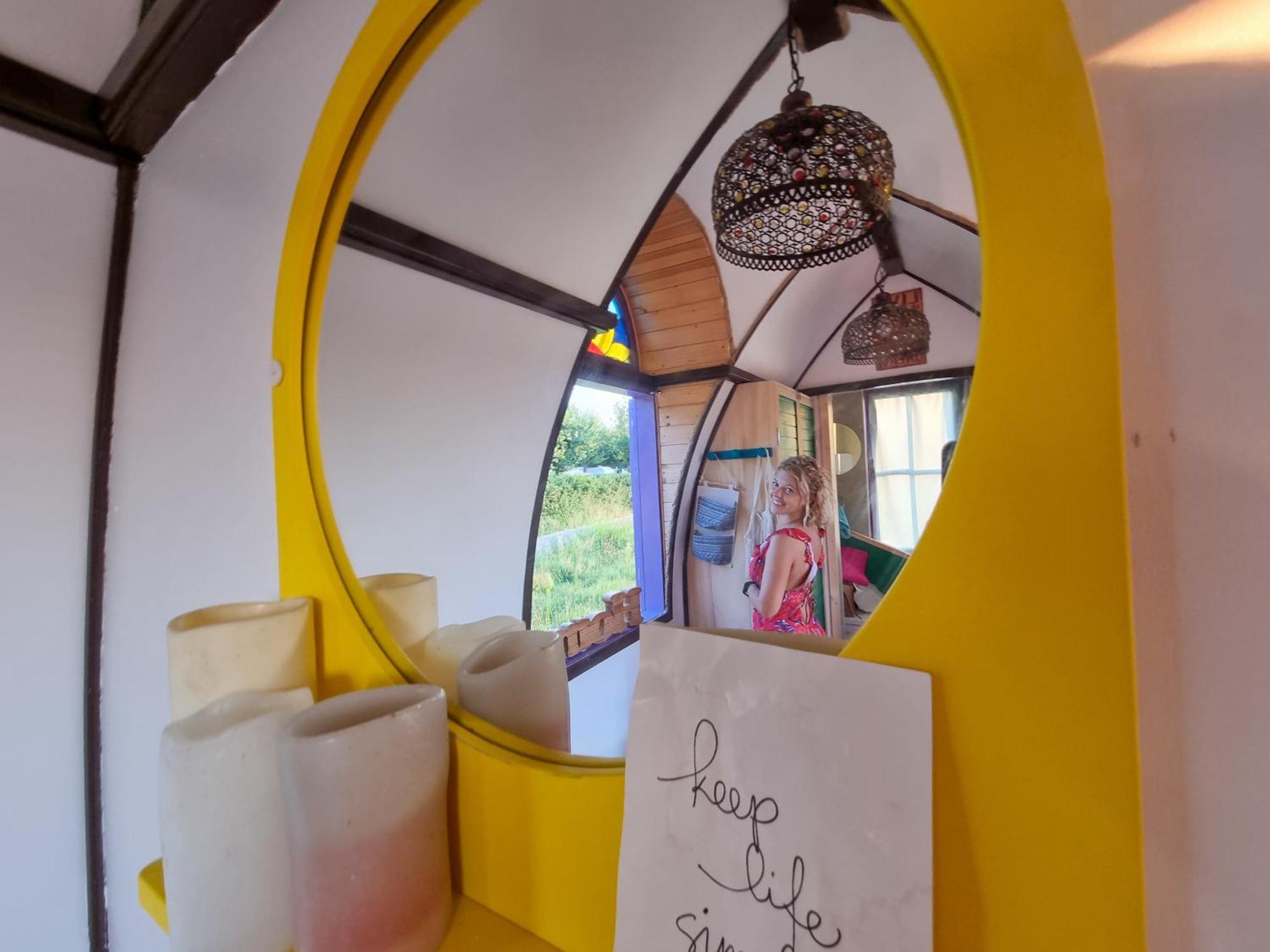 Central Tiny Houses Bukareszt Zewnętrze zdjęcie