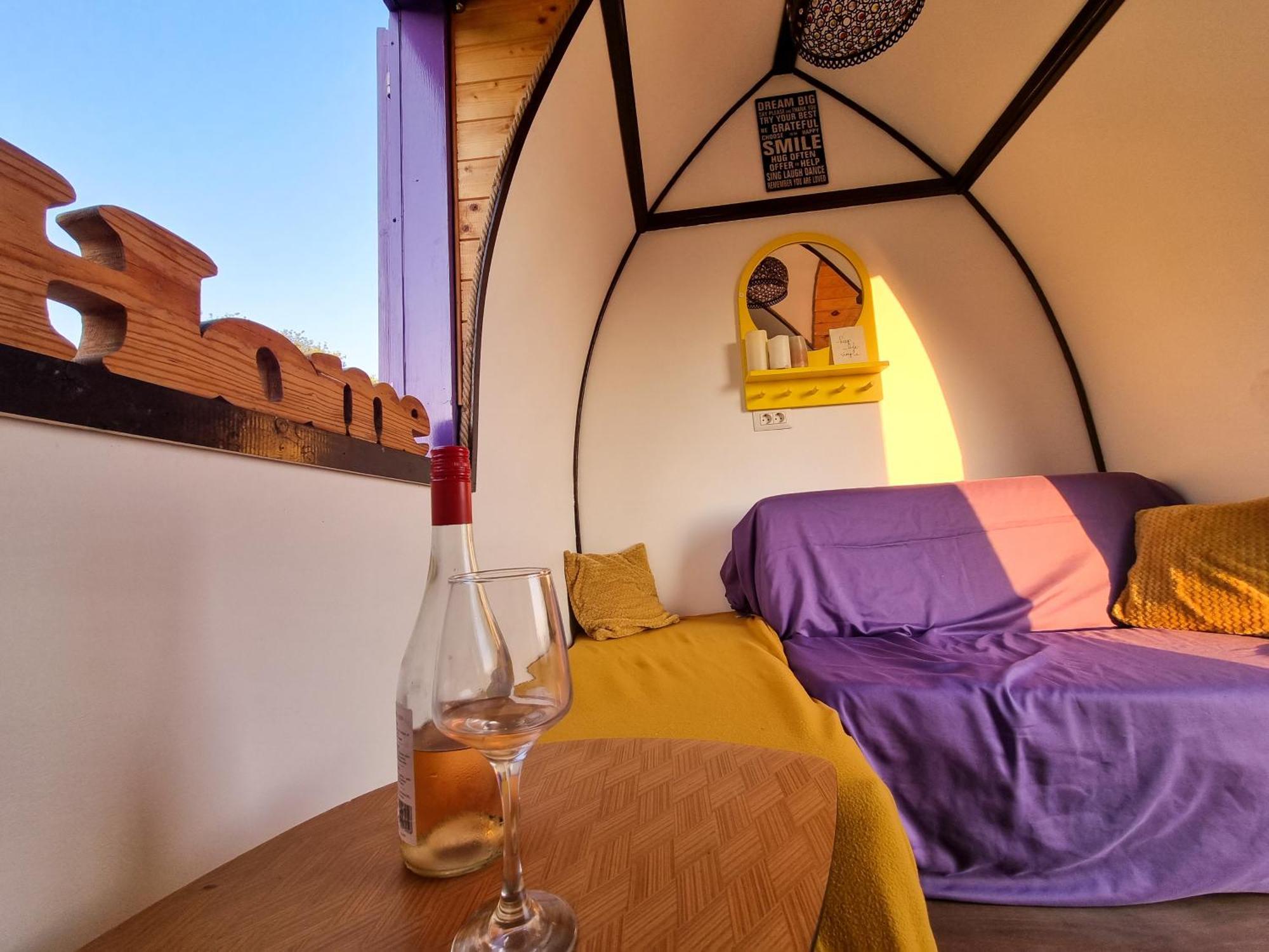 Central Tiny Houses Bukareszt Zewnętrze zdjęcie